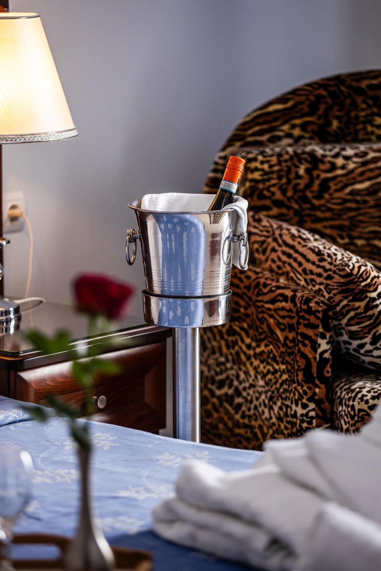 Kymata Hotel Paralia Katerinis Ngoại thất bức ảnh